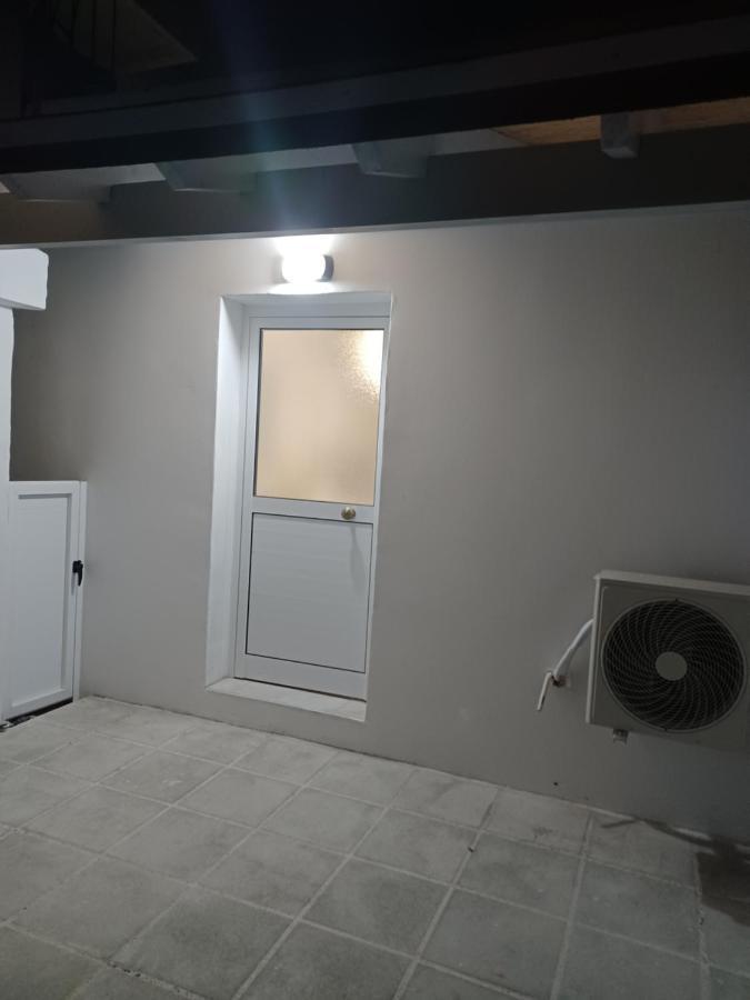Andri' S Place Pafos Exterior foto